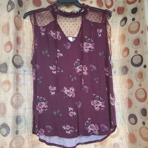 Sleeveless shirt